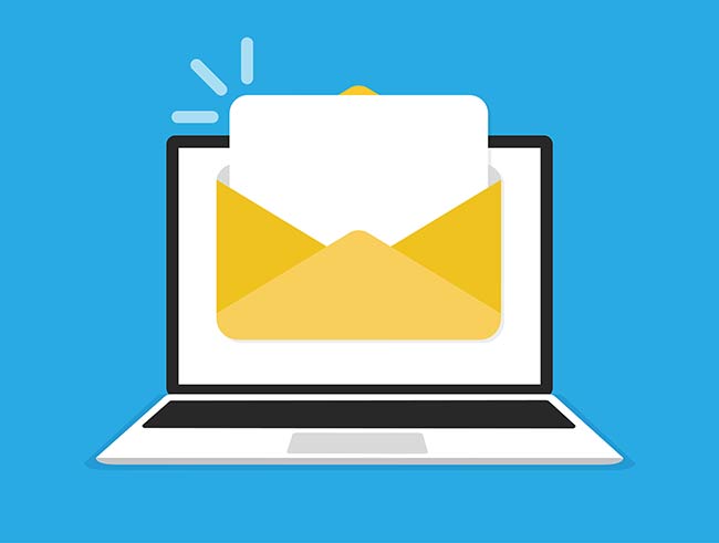 Illustration eines Laptops mit einem Brief. Der Brief dient als E-Mail Icon.